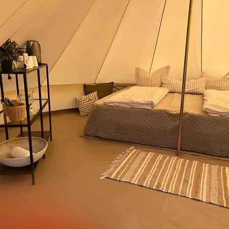 Glamping Auf Dem Weberhof Οργανωμένο κάμπινγκ *